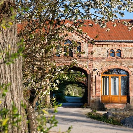شقة Historisches Rittergut Hexenburgbeidresden Nahe Sachsische Schweiz, Dresden - Mit Badeteich Großharthau المظهر الخارجي الصورة